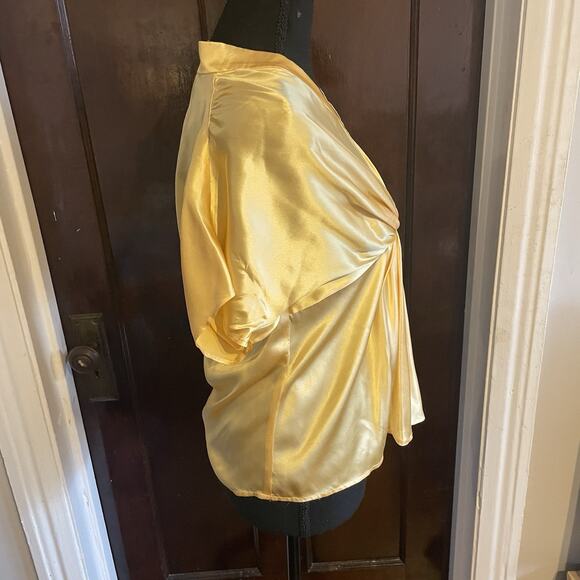 WOMAN'S ANNE KLEIN SIZE 6 SILK Yellow Short Sleeve Shirt Gathered Satin - Picture 4 of 8